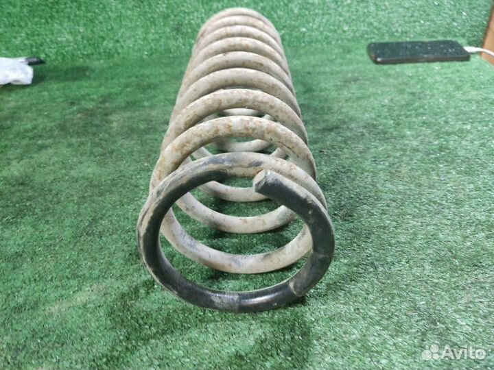 Передняя пружина Jeep Grand Cherokee WJ 2002