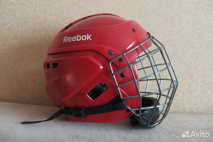Шлем хоккейный Reebok. M
