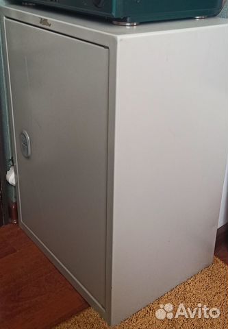 Продам сейф