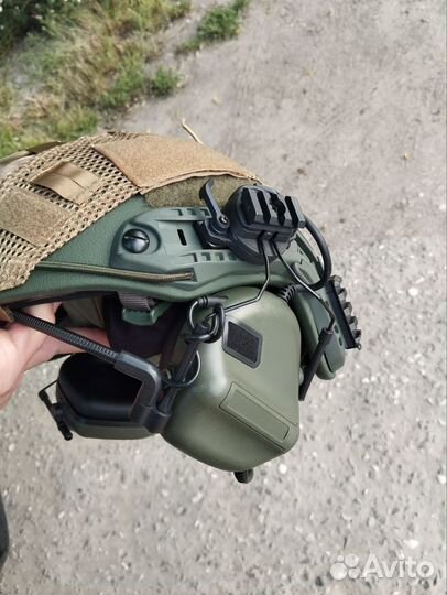 Шлем каска бр3