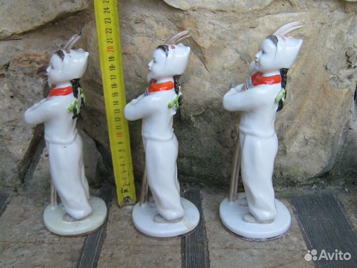 Лыжница лфз Девочка с лыжами статуэтка СССР