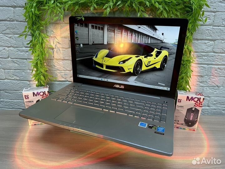 Игровой ноутбук Asus i7/12GB/SSD/650GB