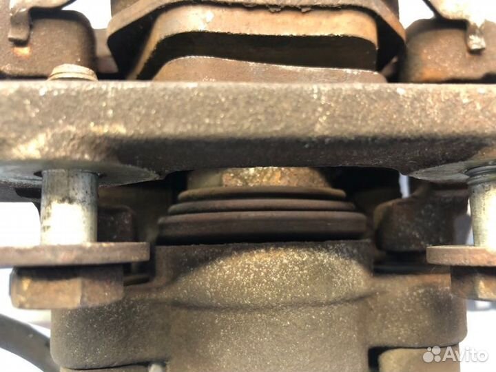 Суппорта задняя Bmw X5 E53 M54B30 2004Г. Апрель