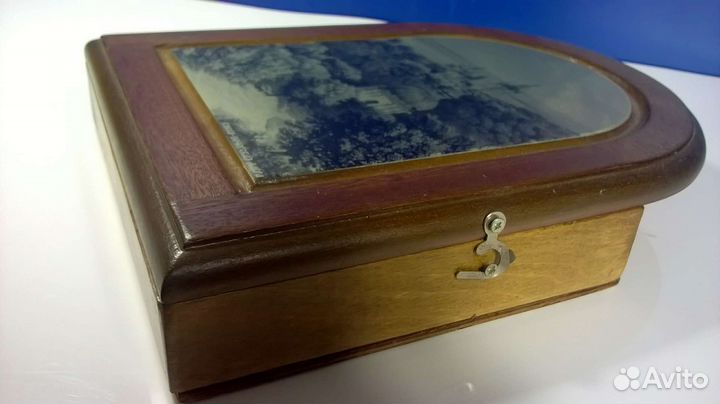 Ключница настенная