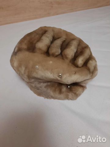 Шапка женская мутоновая