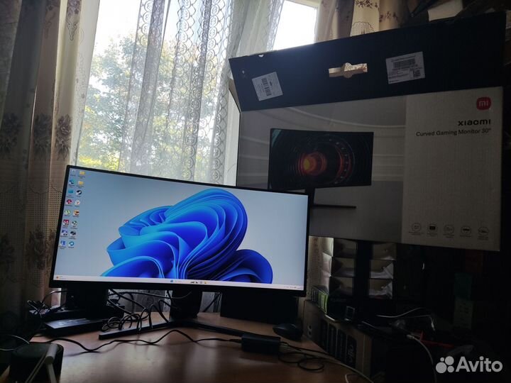 Xiaomi Mi Curved Gaming 200hz 2k
