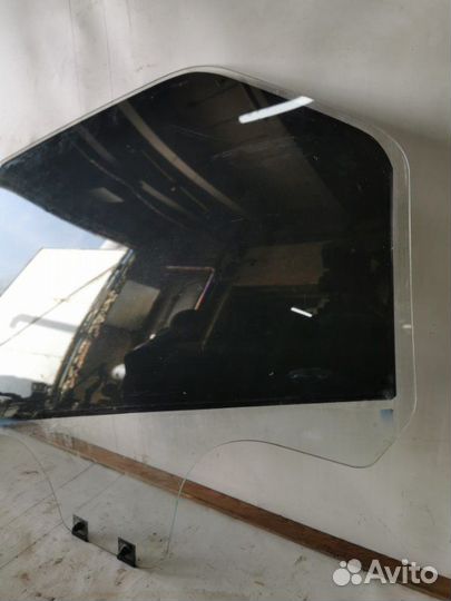 Стекло двери заднее левое Renault Logan 1 SR K7J