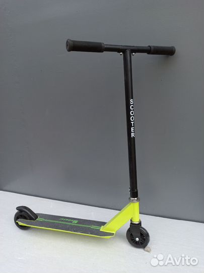 Трюковой самокат