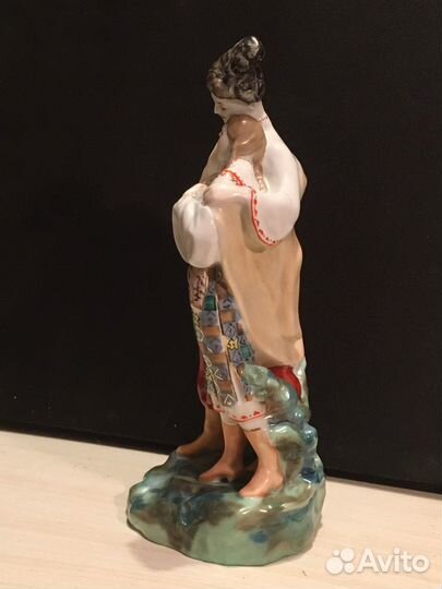 Статуэтка Майская ночь