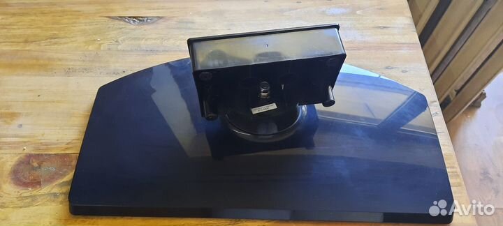 Подставка для телевизора