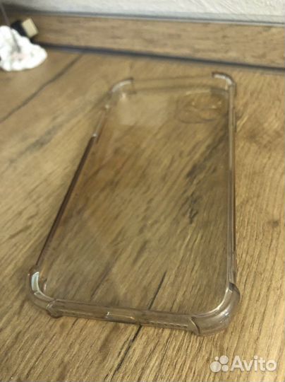 Чехол на iPhone 11