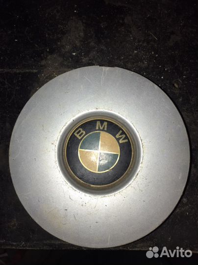 Колпаки на колеса bmw