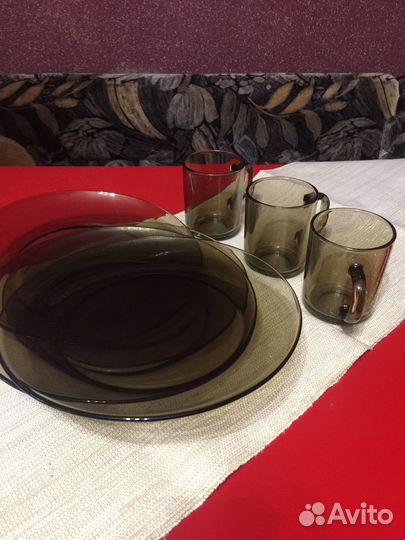 Блюдо, тарелки, чашки