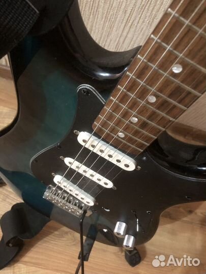 Электрогитара с комбиком 15 Вт