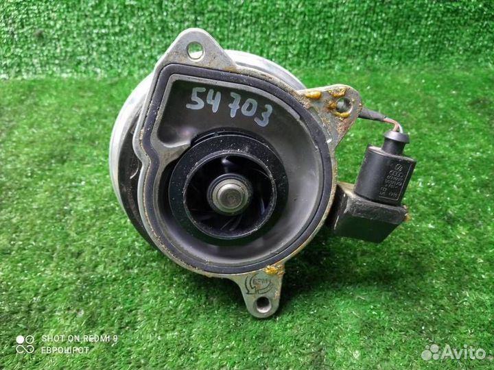 Насос водяной (помпа) Volkswagen Tiguan (2007-201