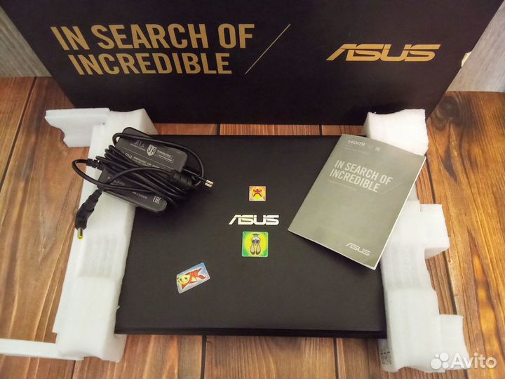 Ноутбук мощный Asus 4 ядра, 8gb / 320gb