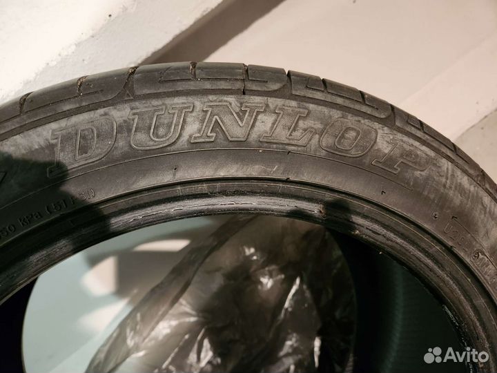 Dunlop SP Sport 9000 235/45 R17 93W