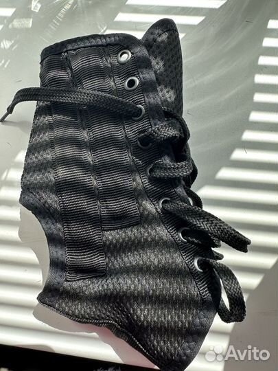 Бандаж голеностопный