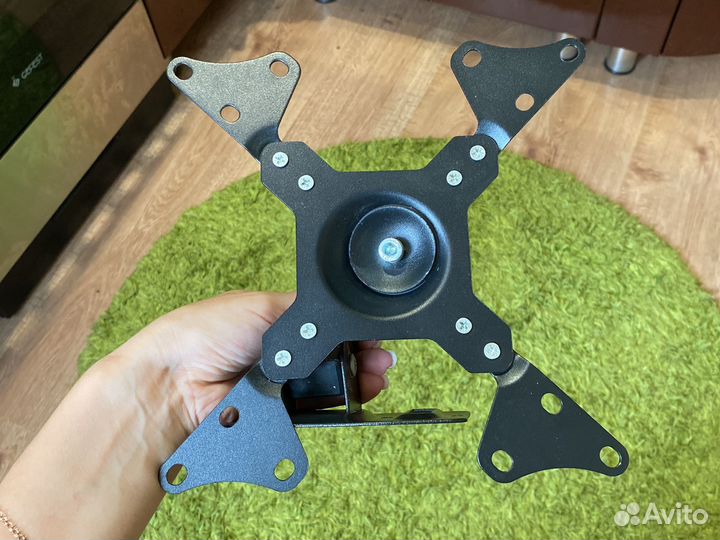 Кронштейн для телевизора