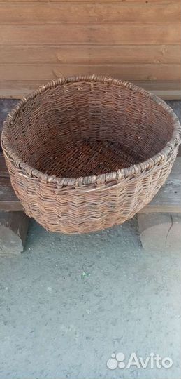 Корзина плетеная старинная