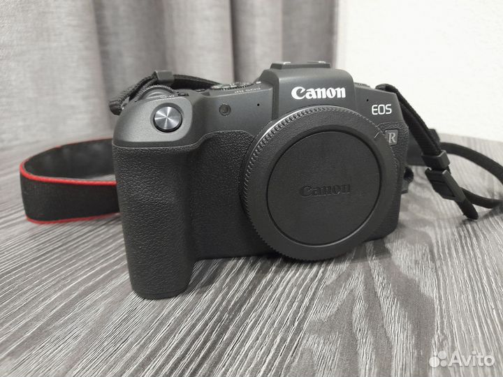 Беззеркальная камера canon rp