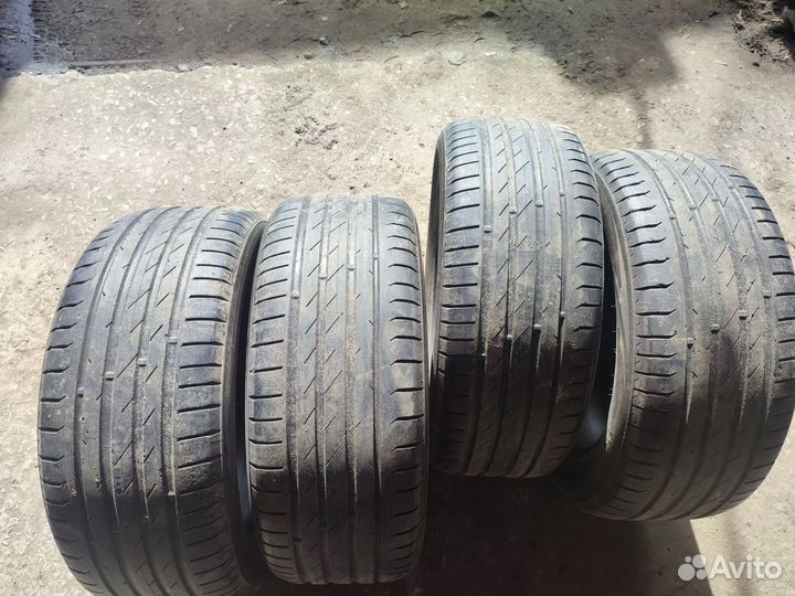 Nokian Tyres Hakka Black 235/55 R17 103Y