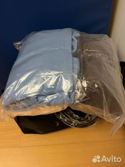 Продам пакет вещей