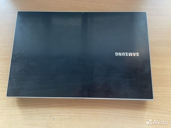 Ноутбук Samsung np300v5a