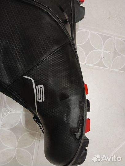 Лыжные ботинки 41 размер NNN