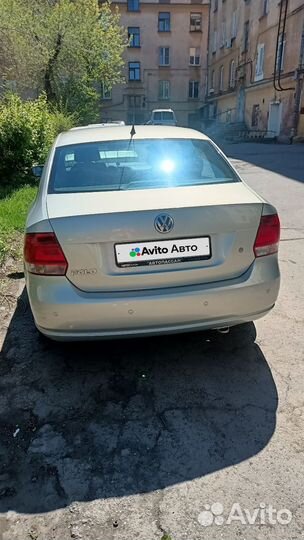 Volkswagen Polo 1.6 AT, 2011, 77 300 км