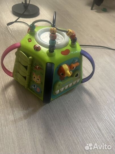 Бизиборд домик