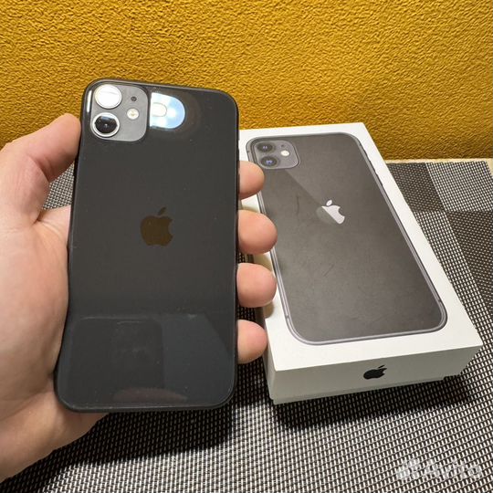 iPhone 11, 64 ГБ