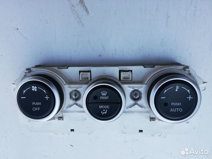 Блок управления климатом Мазда 6 GG 2002-2007