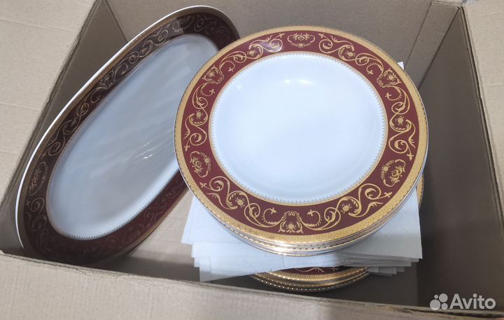 Столовый сервиз 19 предметов