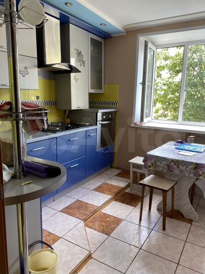 4-к. квартира, 77 м², 1/5 эт.