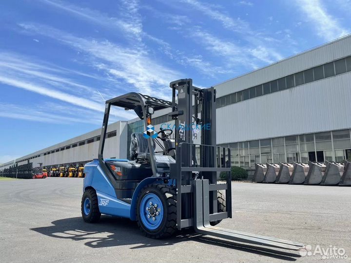 Вилочный погрузчик TRF D30-4X, 2023