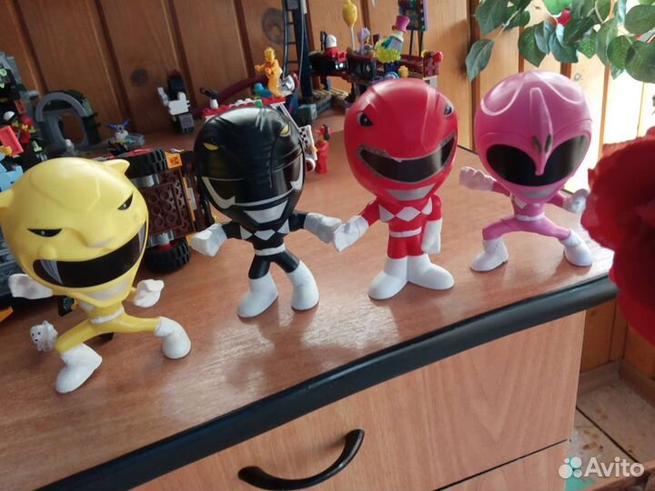 Игрушки из бургер Кинга и Макдональдса