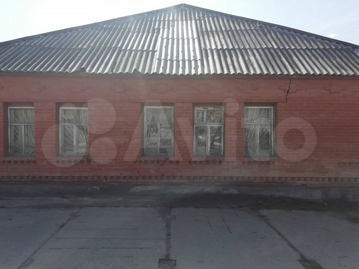 Продам здание 230 м2 и земельный участок 9 соток