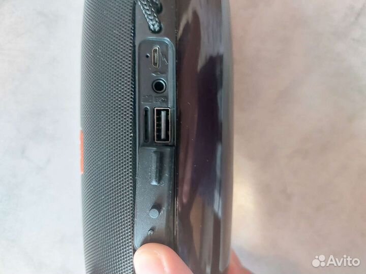 Блютуз колонка