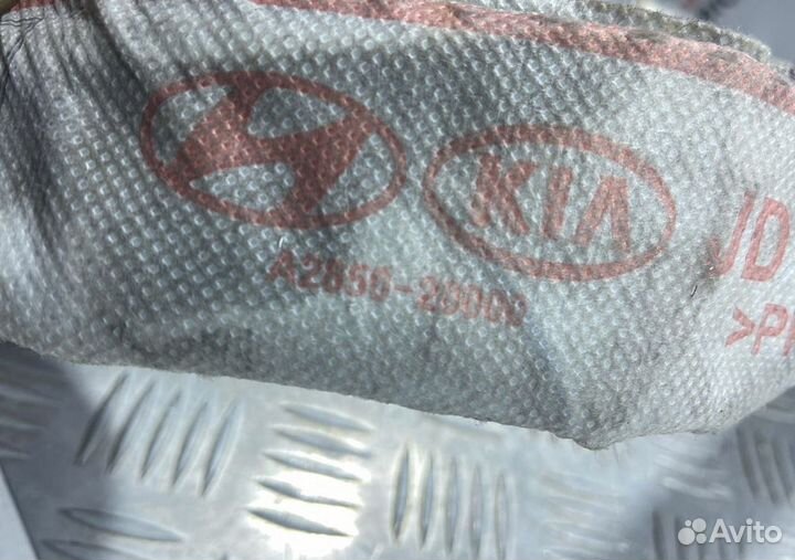 Шторка безопасности Kia Ceed JD