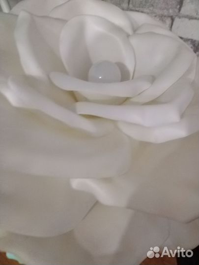 Светильник роза из изолона
