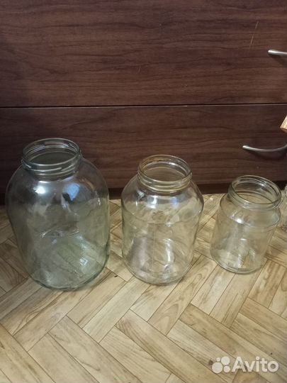 Банка стеклянная