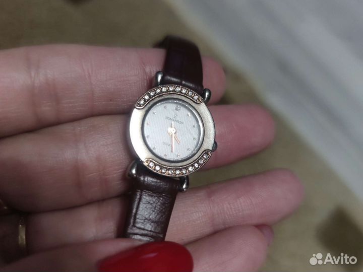 Часы наручные женские