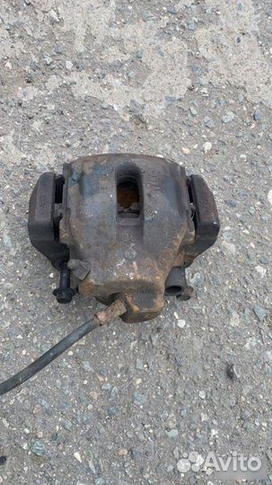 Суппорт тормозной передний Land Rover Range Rover