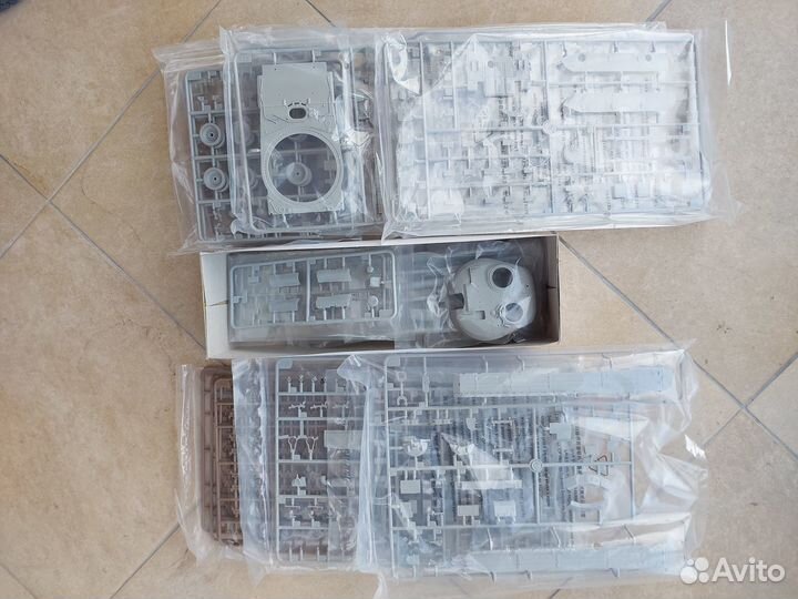 Сборная модель танка 1 35