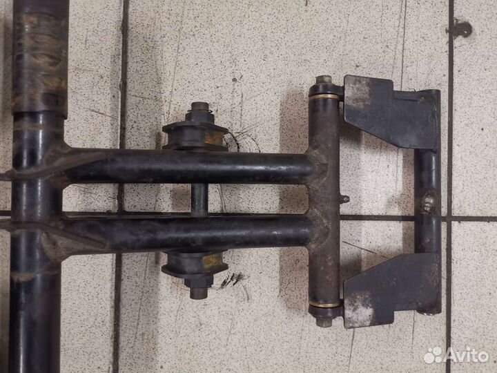 Рычаг маятник задний Arctic cat tz1