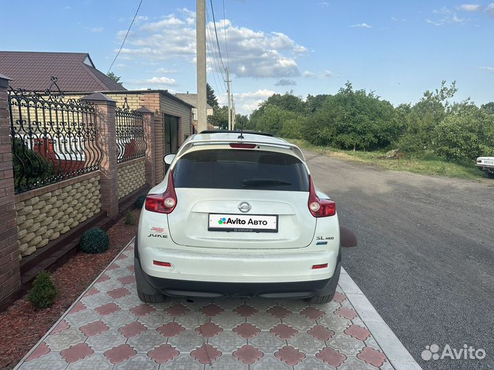 Nissan Juke 1.6 CVT, 2011, битый, 240 000 км