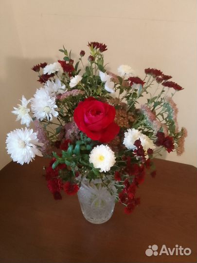 Красивые букеты из живых цветов