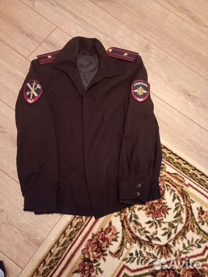 Женская форма полиции