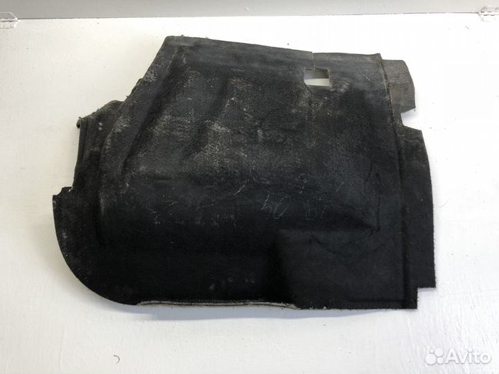 Обшивка пола для BMW E34